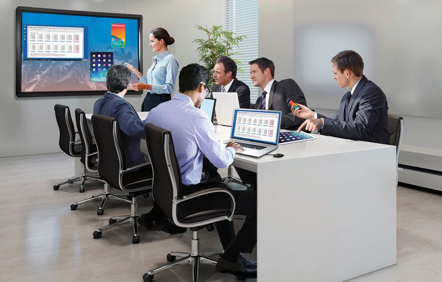 Aménager son espace de travail avec un écran interactif